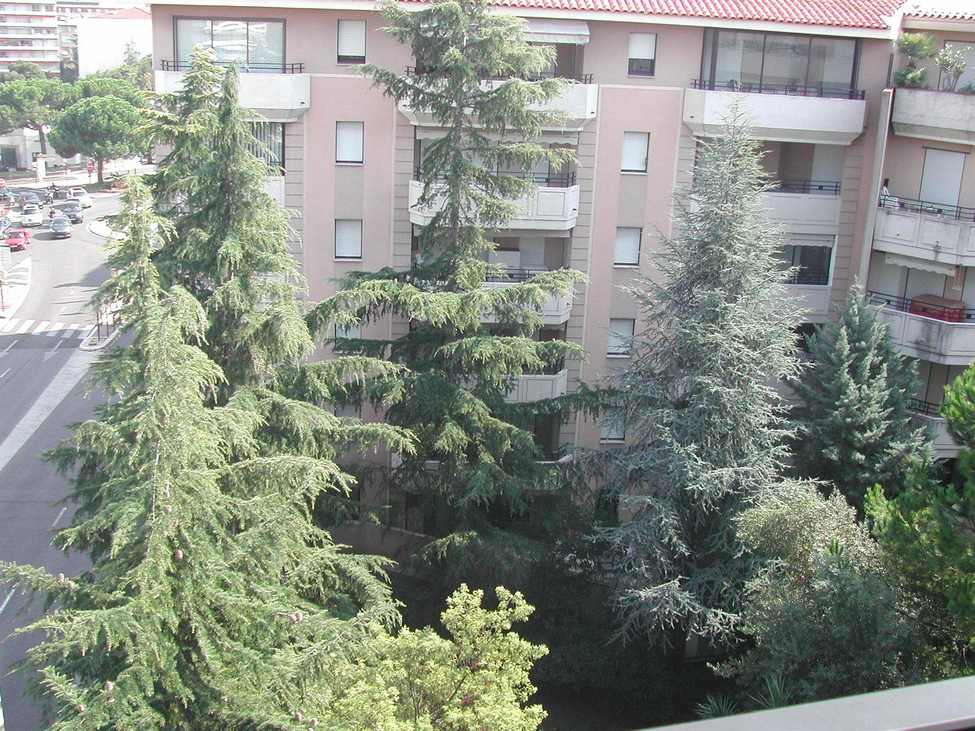 Riviera Eden Palace Cannes Exterior foto